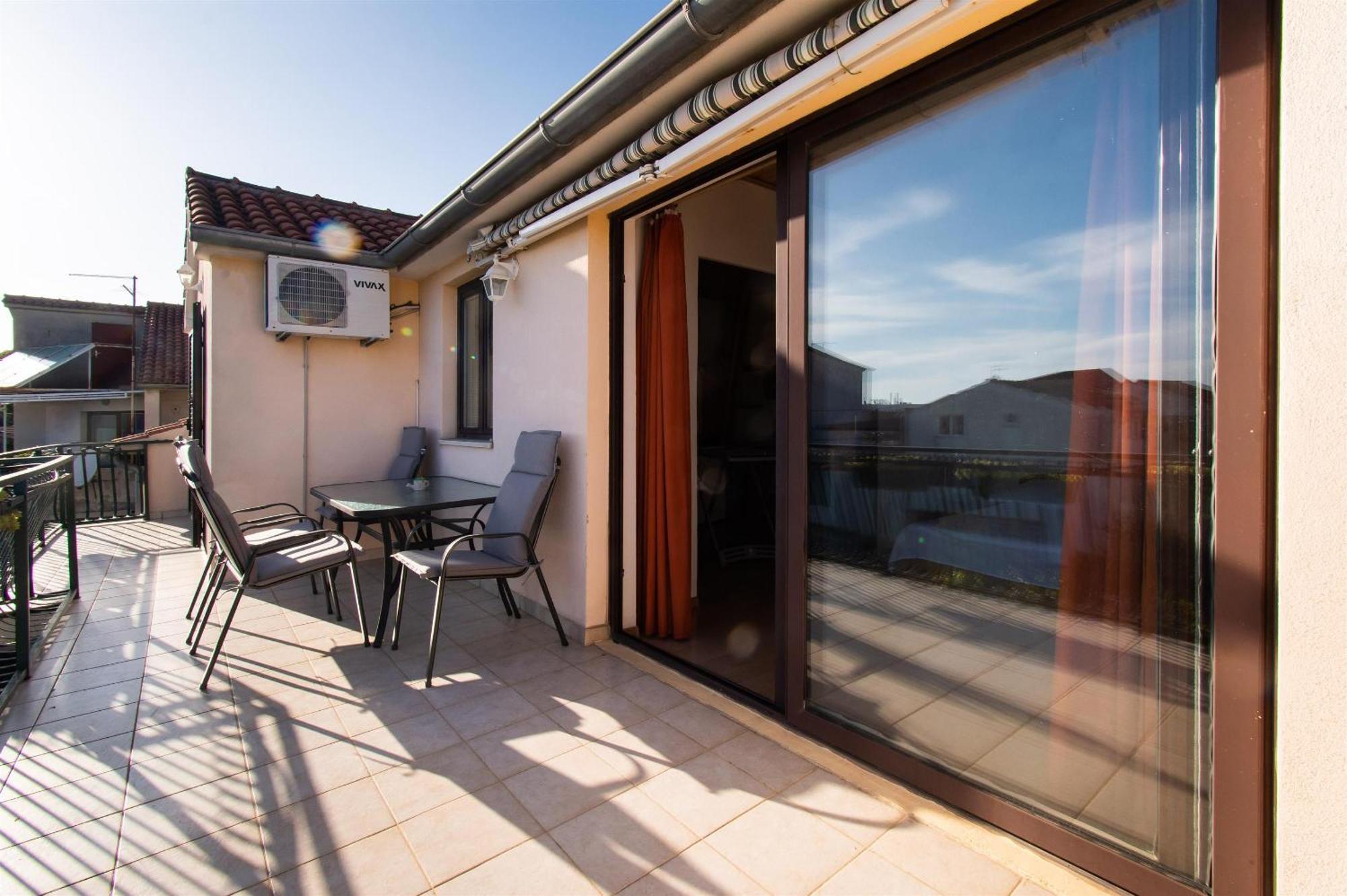וודיצה Apartments Green Garden מראה חיצוני תמונה