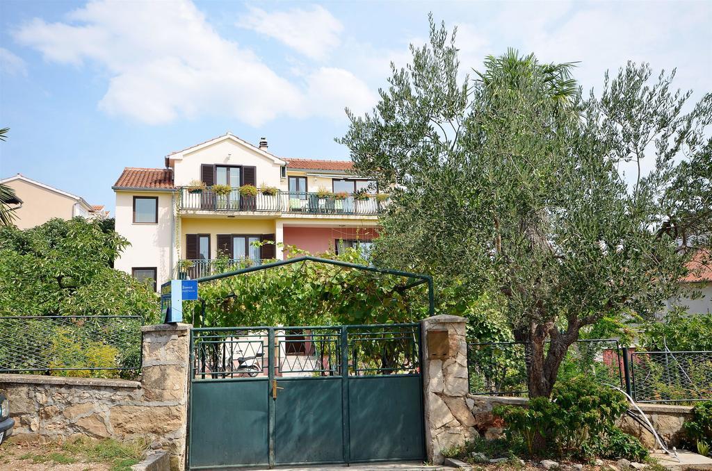 וודיצה Apartments Green Garden מראה חיצוני תמונה